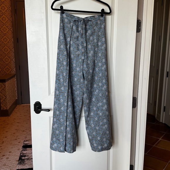 Zimmermann Blue Flower Split leg pants, size 1 - Picture 5 of 8